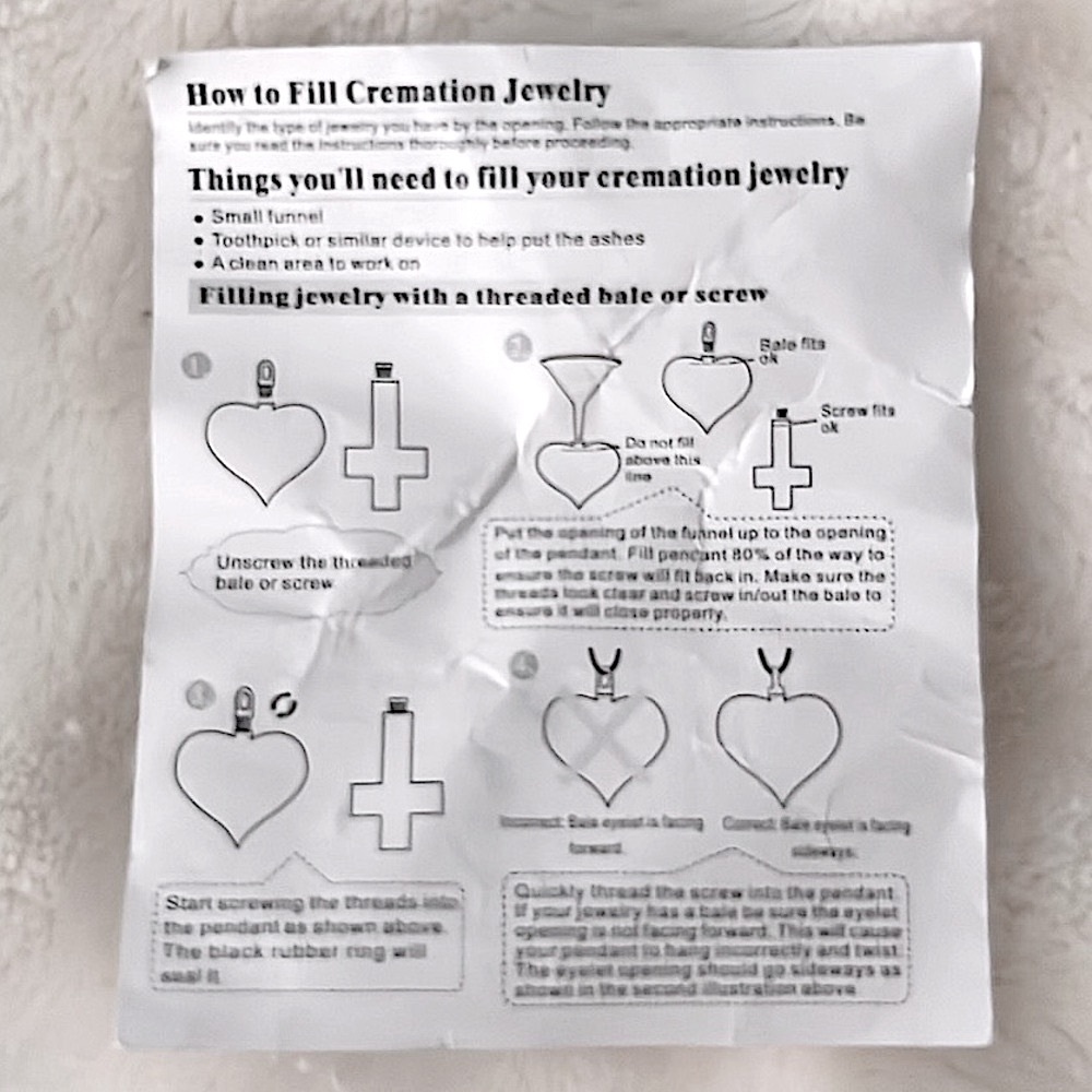 NWT ⚱️ STAINLESS STEEL CREMATION ASH URN KEEPSAKE BULLET CROSS PENDANT NECKLACE - Picture 12 of 13